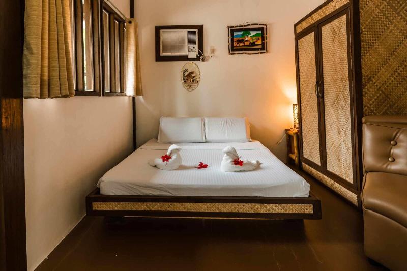 Romantic Beach Villas image