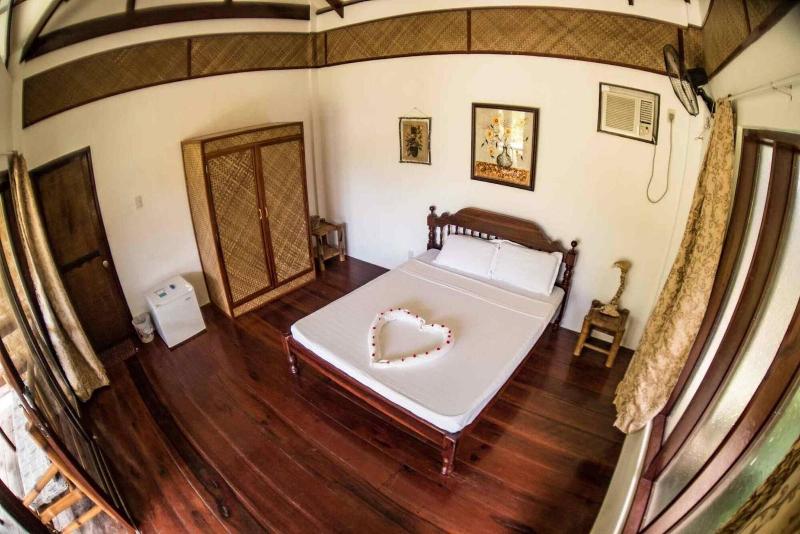 Romantic Beach Villas image