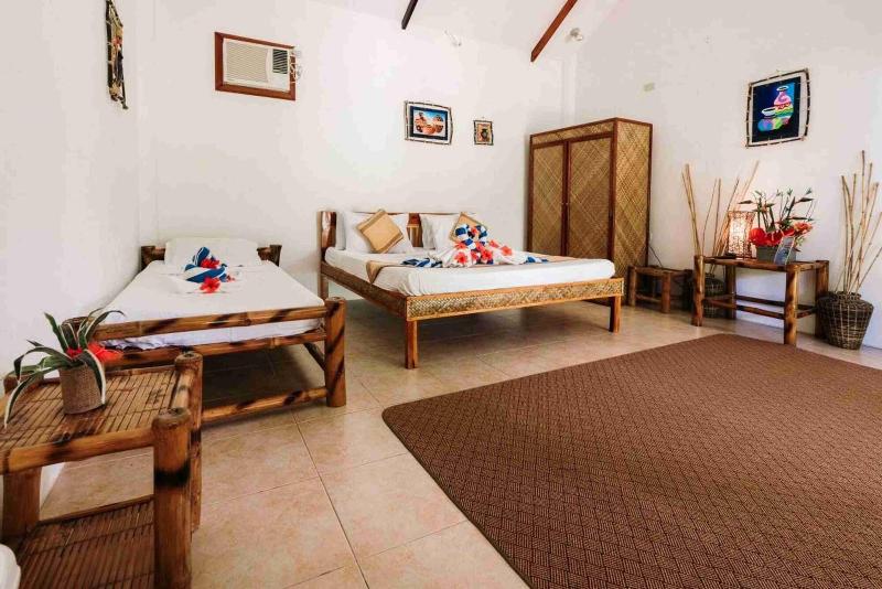 Romantic Beach Villas image