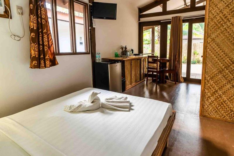 Romantic Beach Villas image
