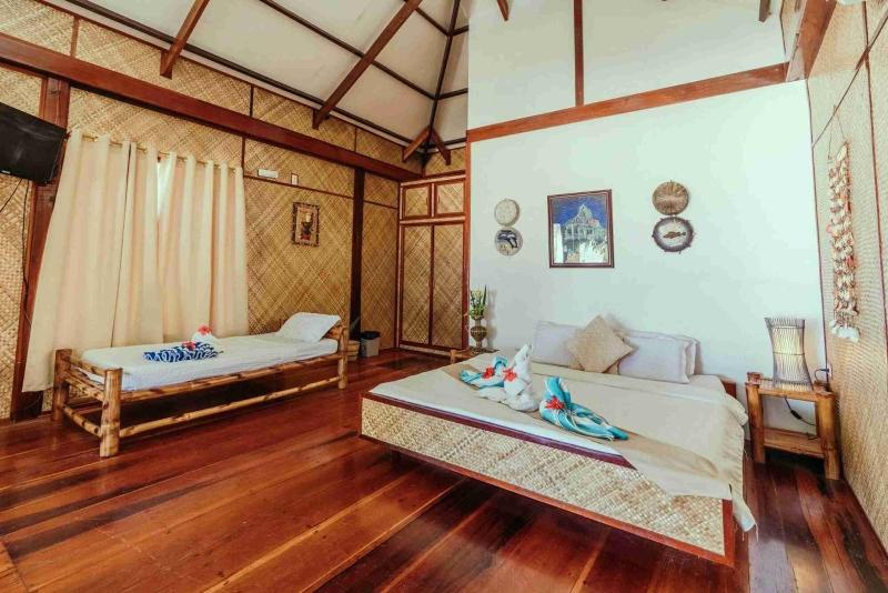 Romantic Beach Villas image