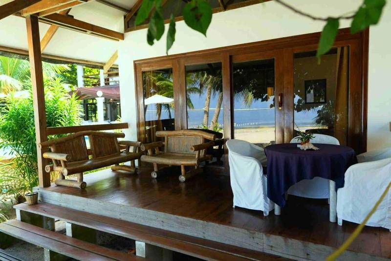 Romantic Beach Villas image