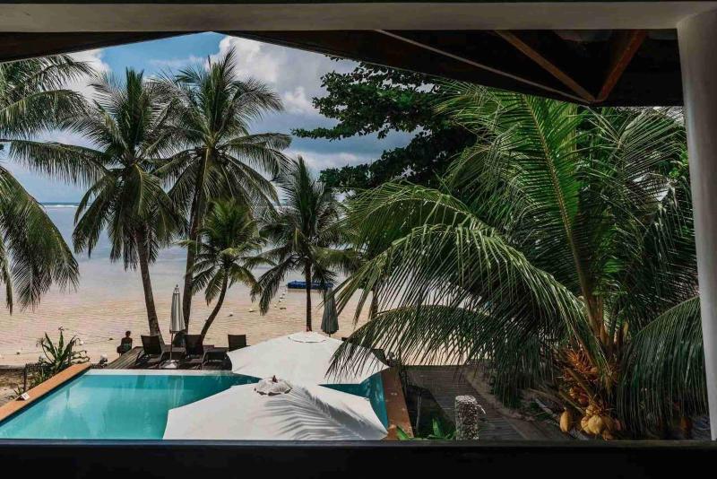 Romantic Beach Villas image