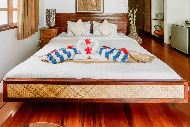 Romantic Beach Villas image