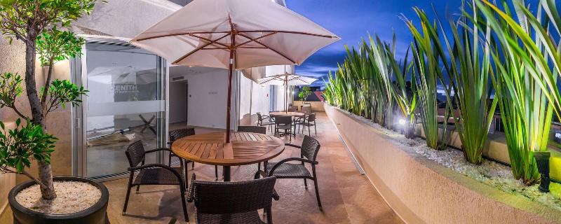 Hotel Zenith image