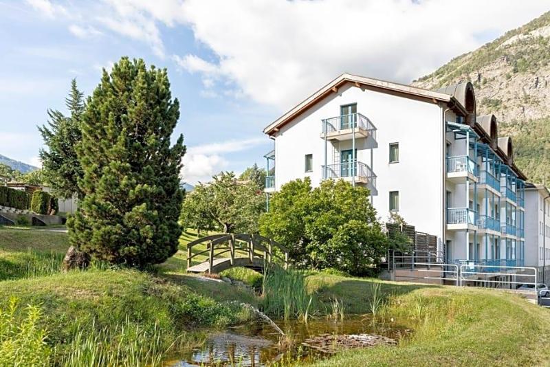 Hotel & Bildungshaus St Jodern image