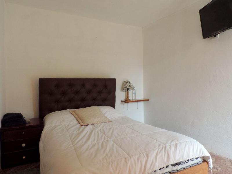 Hostal Colibrí Aeropuerto - Hostel image