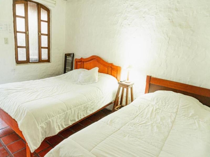 Hostal Colibrí Aeropuerto - Hostel image