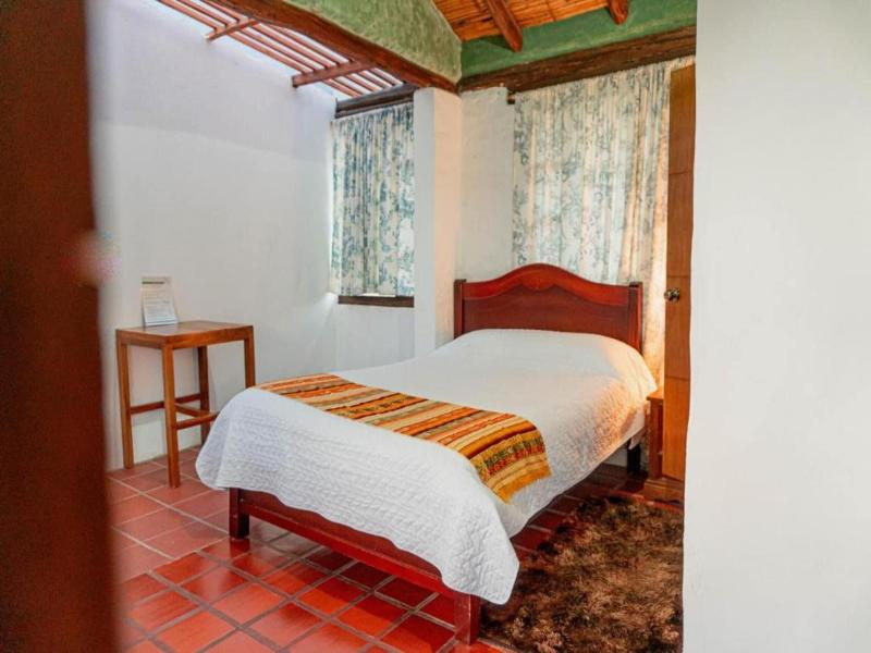 Hostal Colibrí Aeropuerto - Hostel image