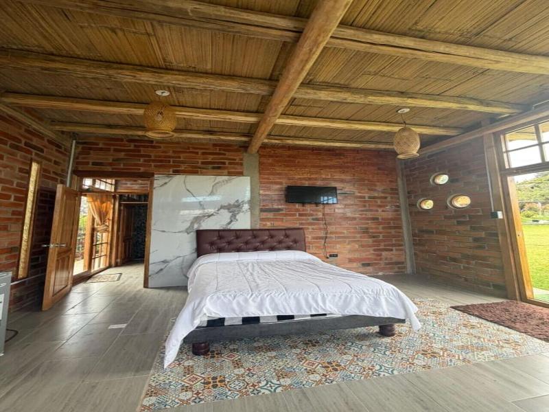 Hostal Colibrí Aeropuerto - Hostel image