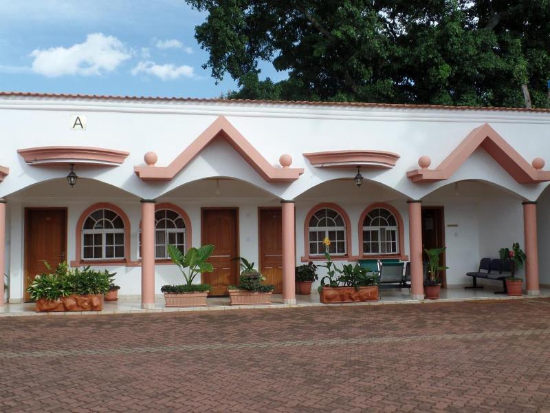 Villa Leone image