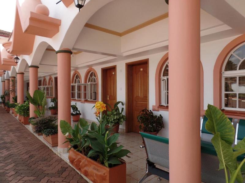 Villa Leone image