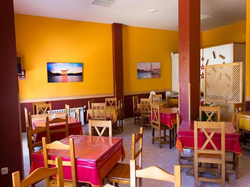 Hostal Sango image