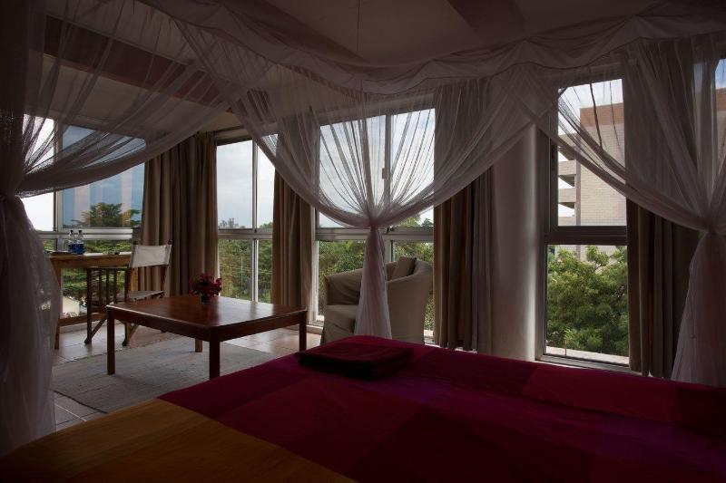 Q-Bar & Guest House image