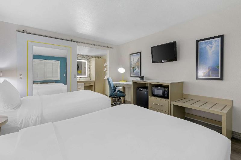 Hillstone Inn image