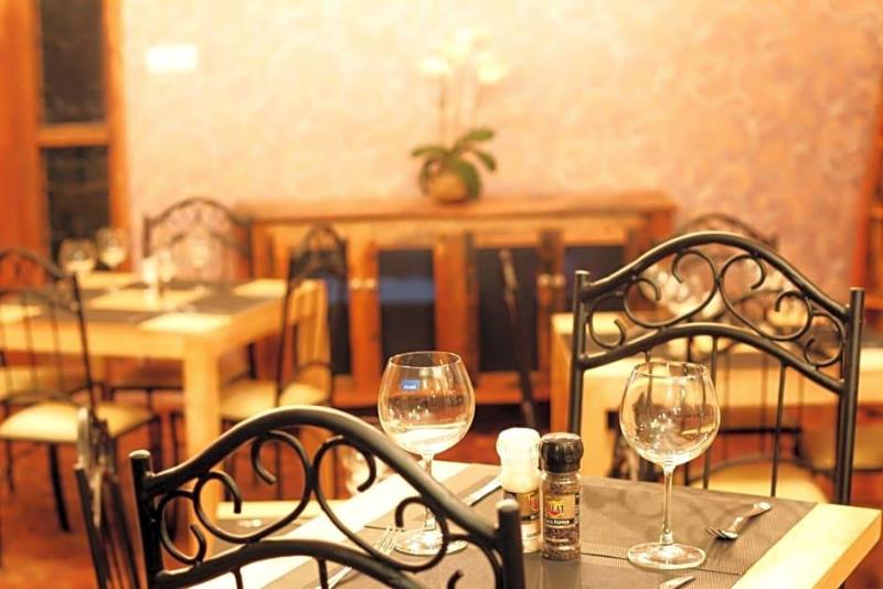 Boulevard Inn Mt Meru image