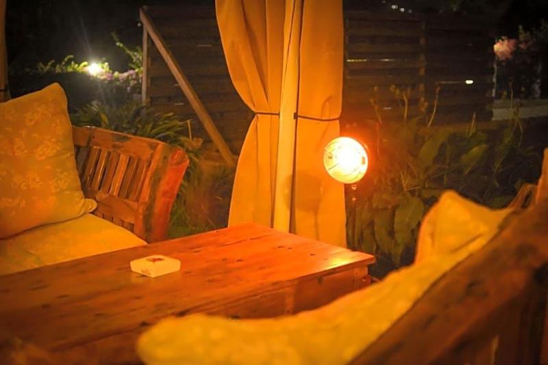 Boulevard Inn Mt Meru image