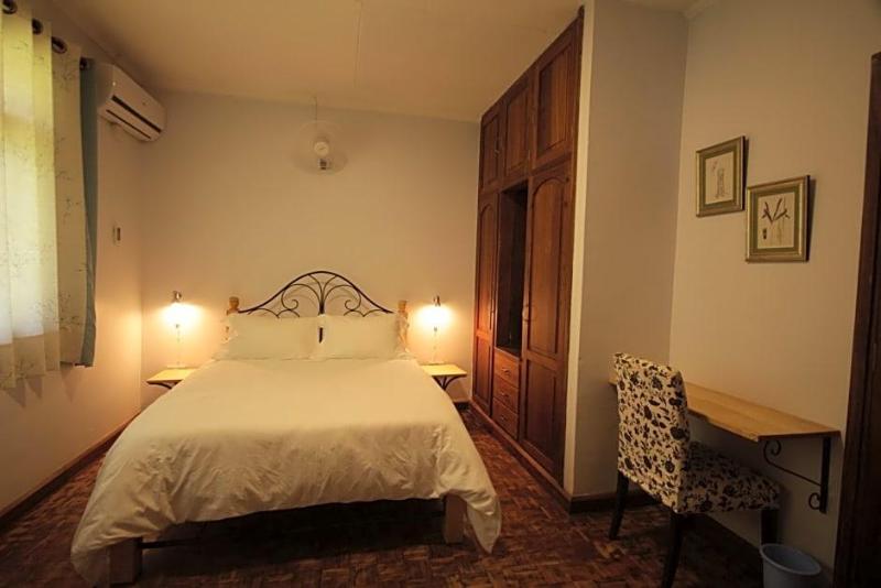 Boulevard Inn Mt Meru image