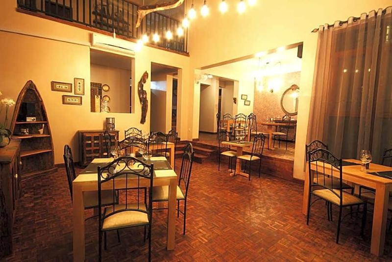 Boulevard Inn Mt Meru image
