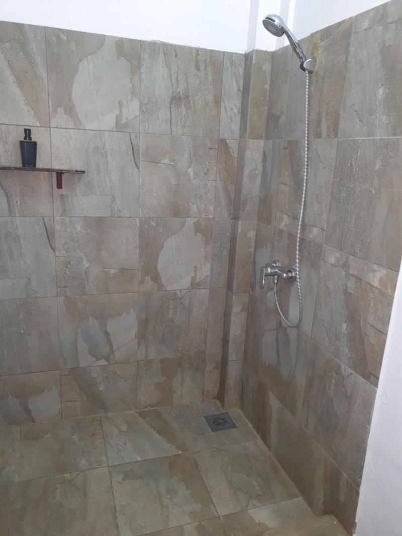 Boulevard Inn Mt Meru image