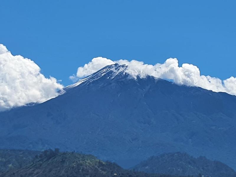 Boulevard Inn Mt Meru image