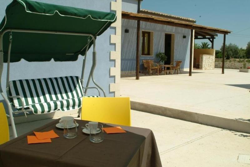 Terre Iblee Resort image