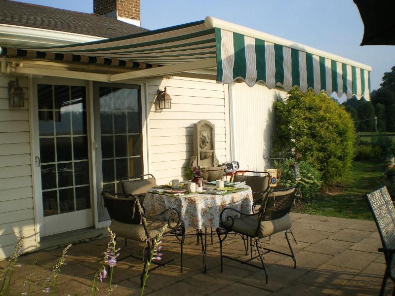 Red Cardinal Bed And Breakfast image
