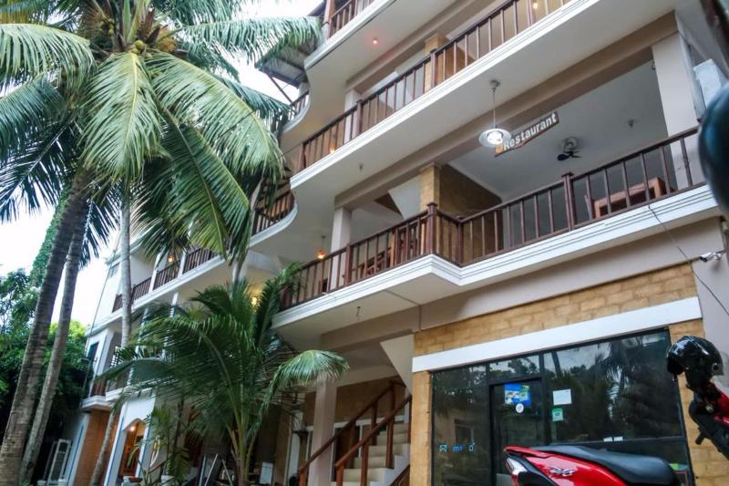 Sky Garden Mini Hotel image