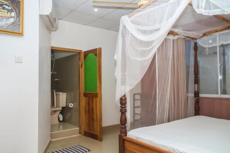 Sky Garden Mini Hotel image