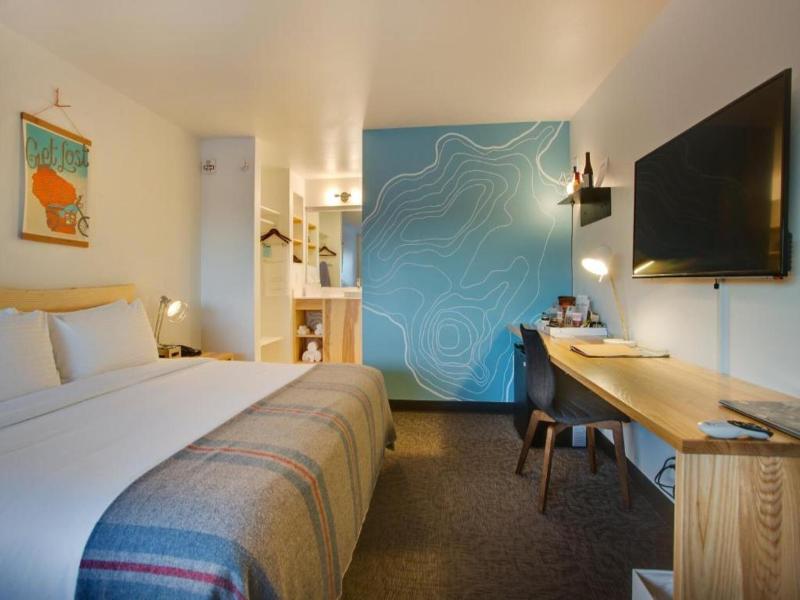 The Oxbow Hotel image