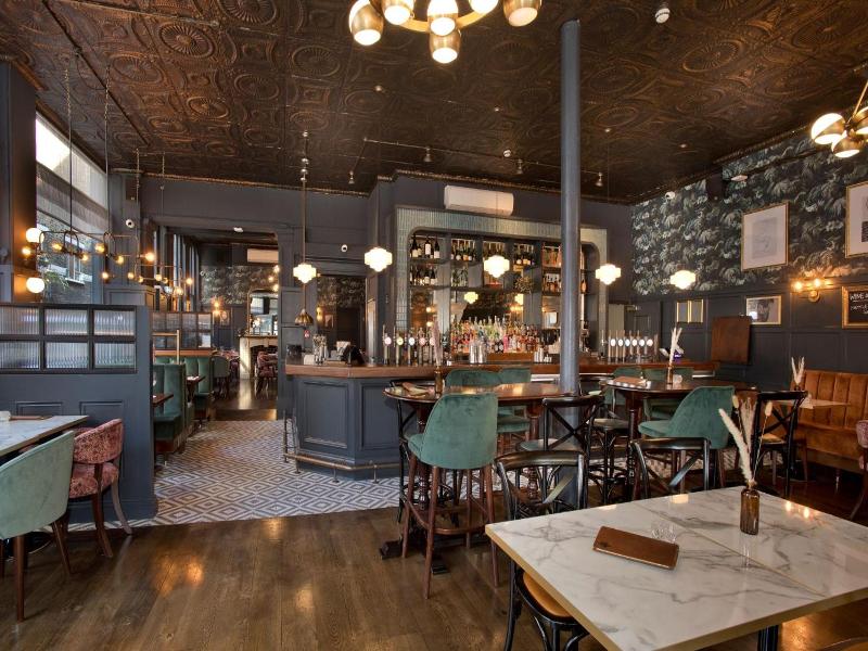 The Clerk & Well Pub & Rooms image