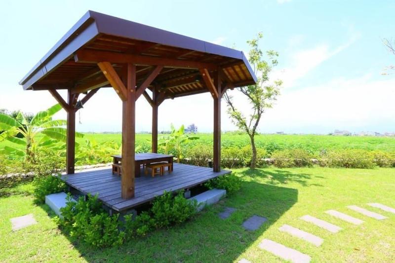 Chang House image