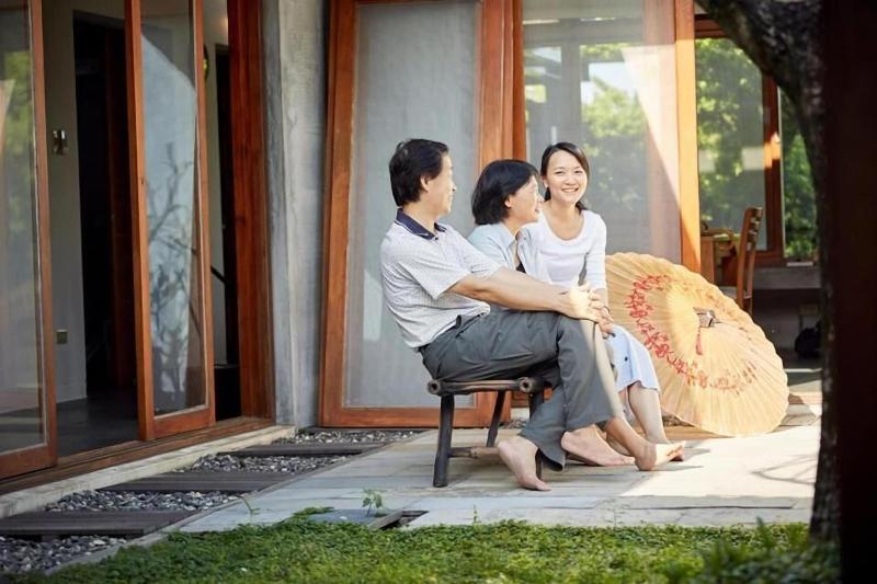 Chang House image