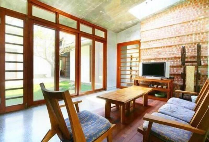 Chang House image