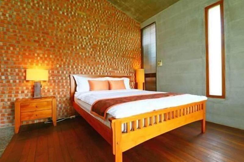 Chang House image