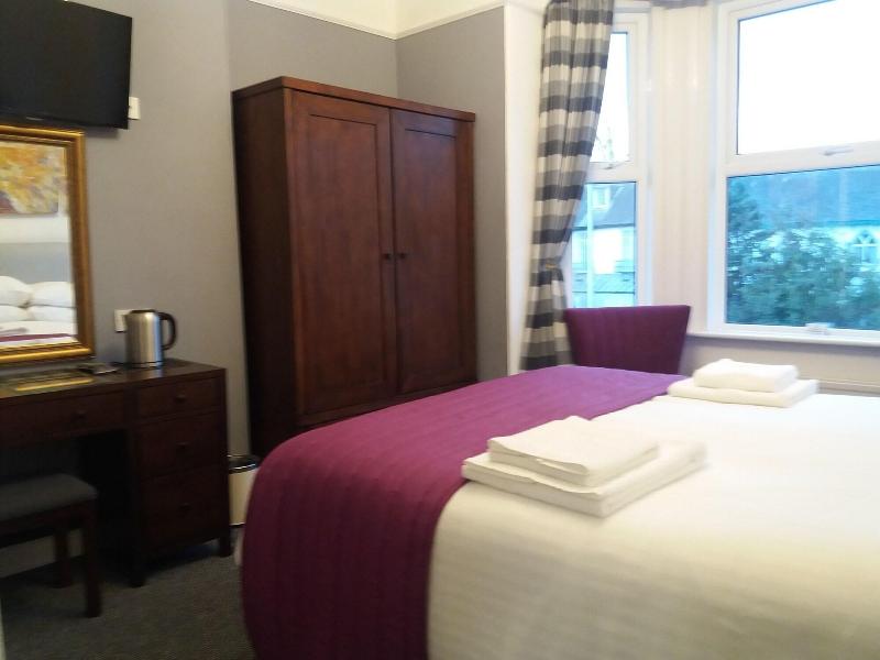 The Groveside Guest House image