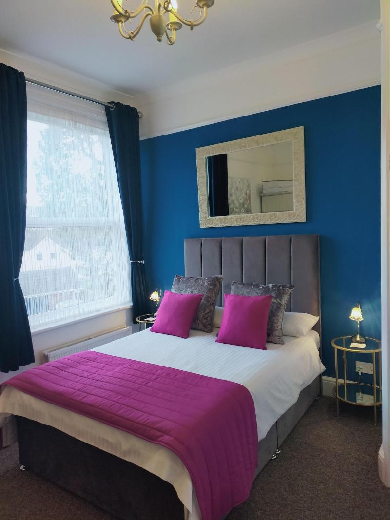 The Groveside Guest House image