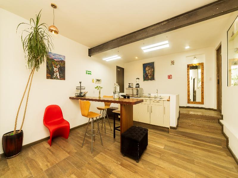 Casa Anzures Suites image