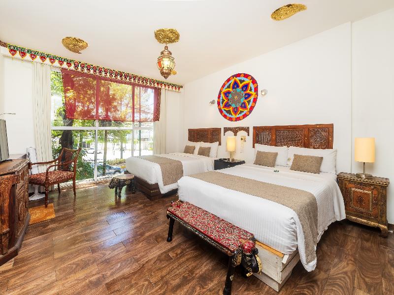 Casa Anzures Suites image