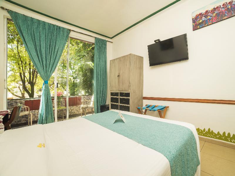Casa Anzures Suites image