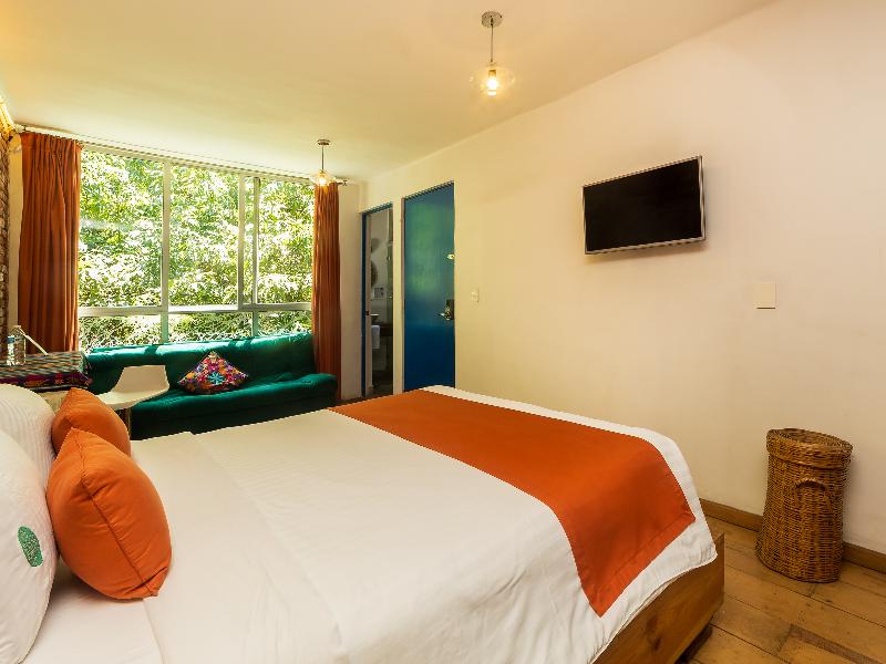 Casa Anzures Suites image