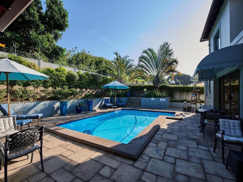 The Hamptons Guest House image