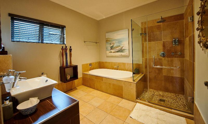 The Hamptons Guest House image