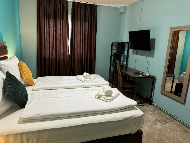 Hotel Dormir image