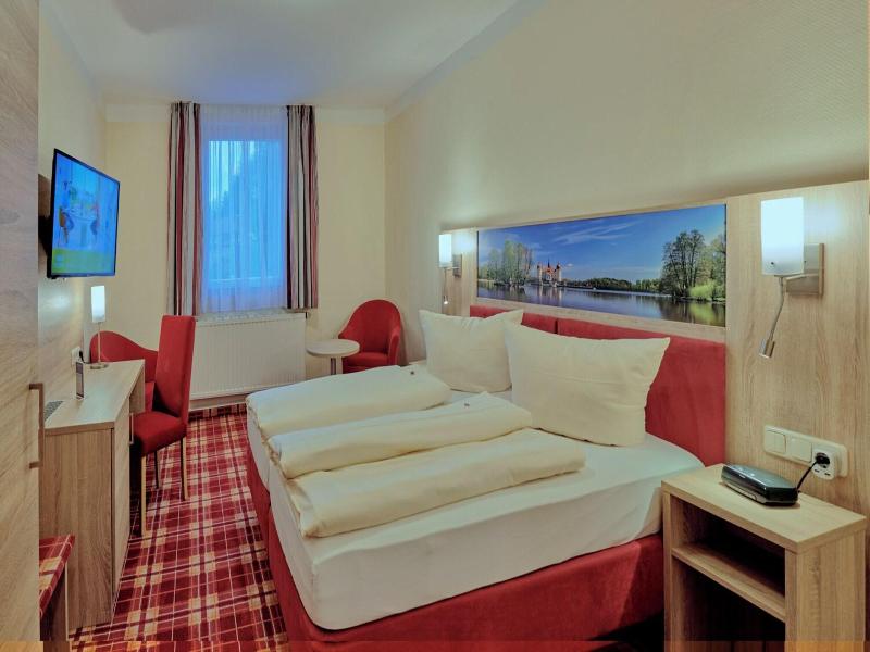 Hotel Elbparadies image