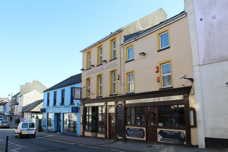 The Middlegate Hotel image
