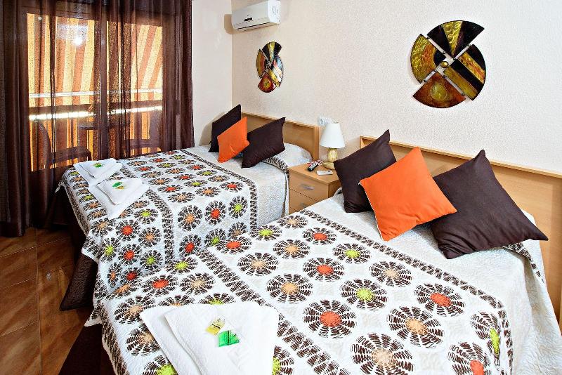 Hostal Carrizo image