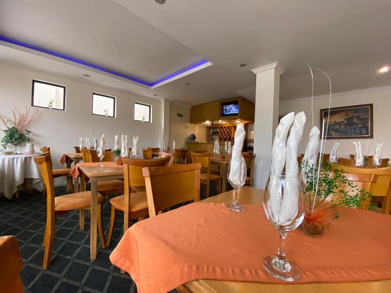 Hostal De La Mancha image