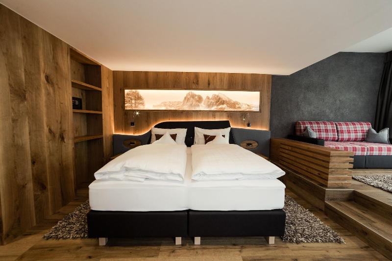 Hotel Freina image