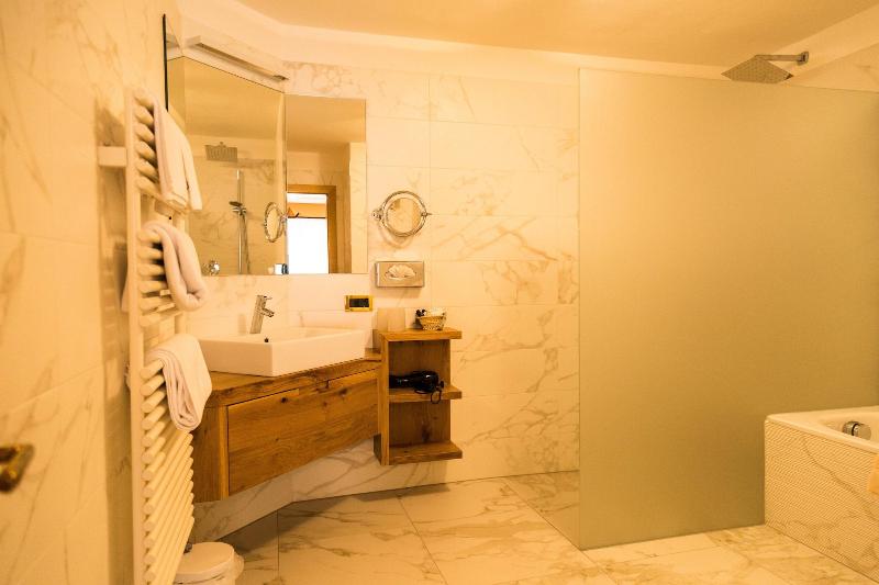 Hotel Freina image